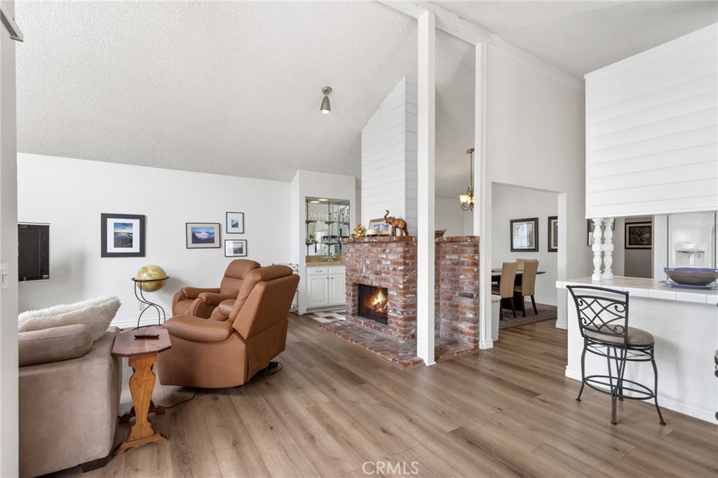 423 Carnation Avenue 1/2