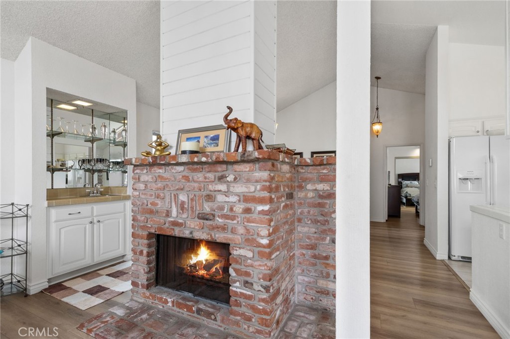 423 Carnation Avenue 1/2