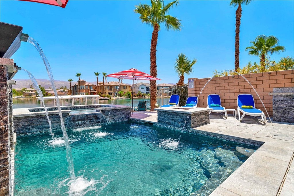 43196 Bacino Court
