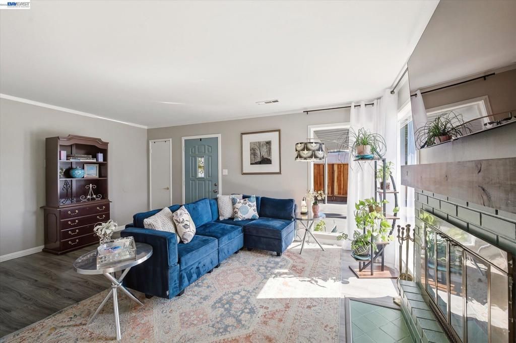 Photo of 442 JAMES ST St, Livermore, CA 94551 (MLS # 41131617)