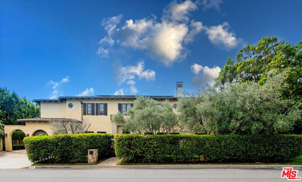 1221 Minorca Drive