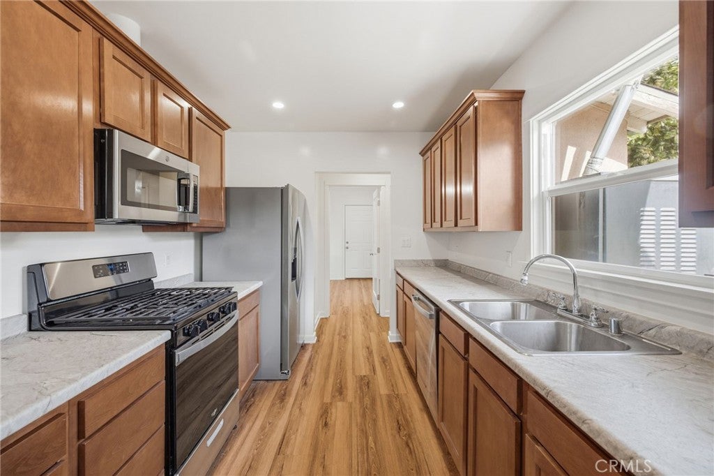 656 W 13th Street