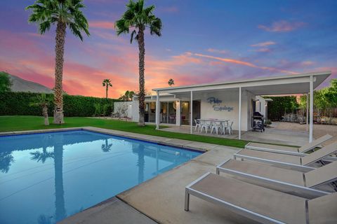 Photo of 483 E Francis Drive, Palm Springs, CA 92262 (MLS # 219143527DA)