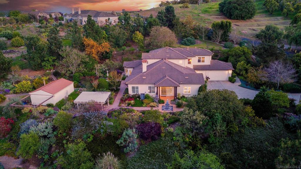 5034 Hill Ranch Dr
