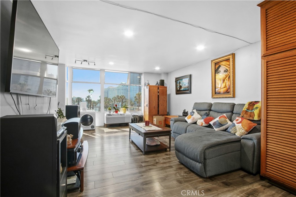 100 Atlantic Avenue 609