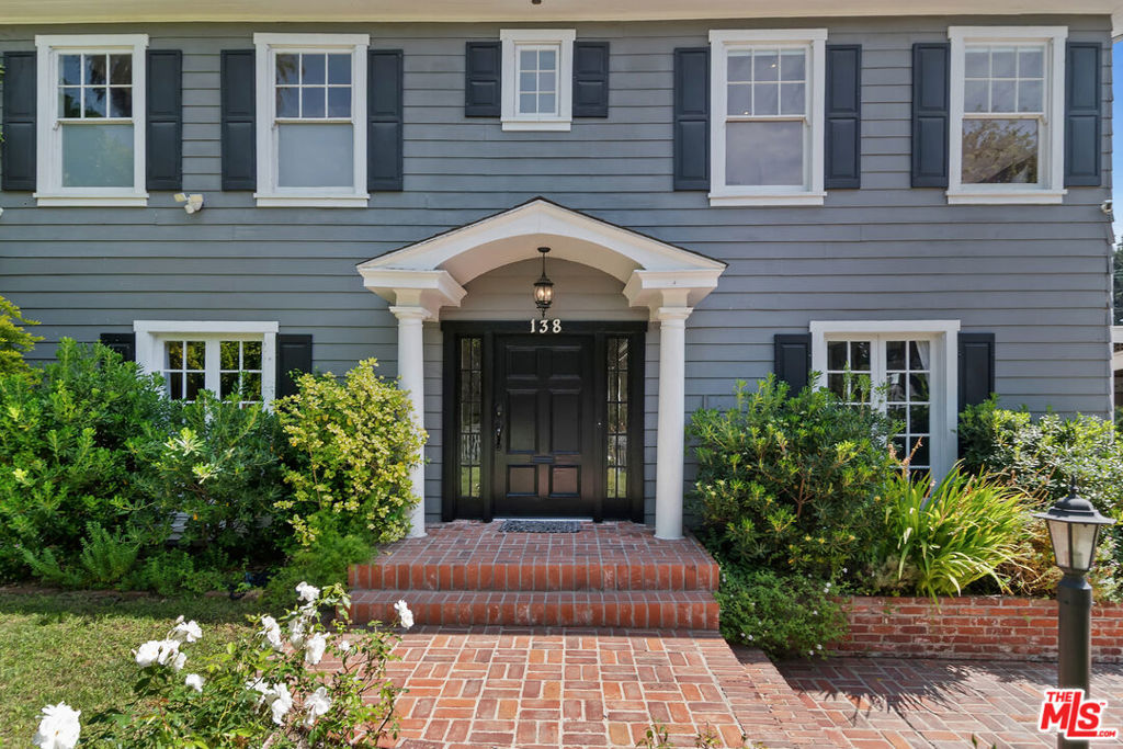 138 N Wilton Place
