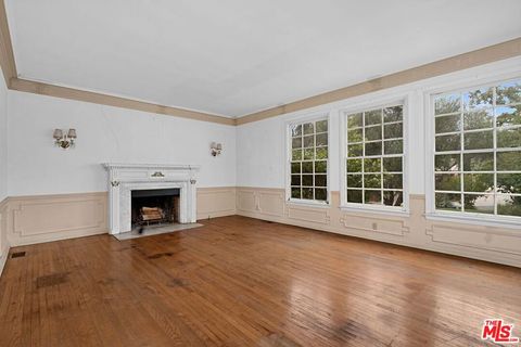 Tiny photo for 10546 Lindbrook Avenue, Los Angeles, CA 90024 (MLS # 26761433)