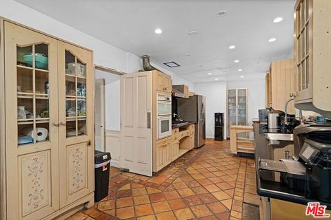 Tiny photo for 10546 Lindbrook Avenue, Los Angeles, CA 90024 (MLS # 26761433)