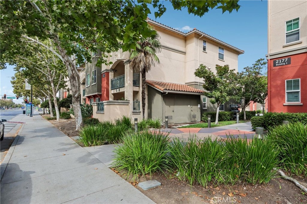 2177 Alum Rock Avenue 211