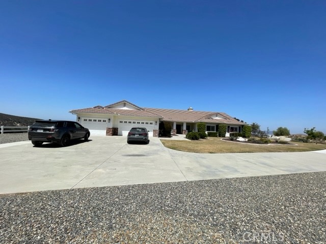 38975 Loftus Lane