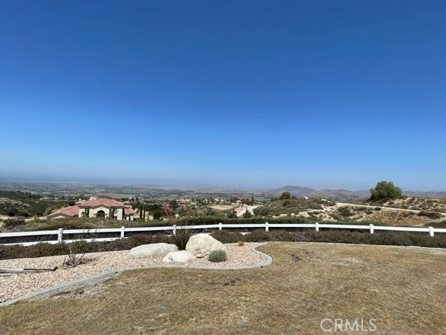 38975 Loftus Lane
