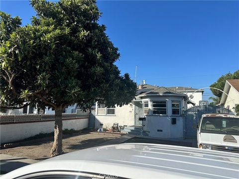 Photo of 5607 Smiley DR, Los Angeles, CA 90016 (MLS # SB26097682)