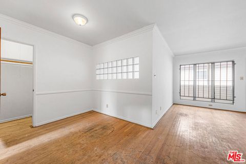 Tiny photo for 8536 Saturn Street, Los Angeles, CA 90035 (MLS # 25607103)