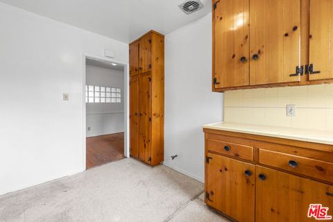 Tiny photo for 8536 Saturn Street, Los Angeles, CA 90035 (MLS # 25607103)