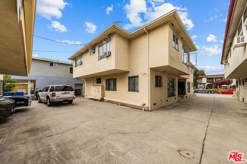 Tiny photo for 8536 Saturn Street, Los Angeles, CA 90035 (MLS # 25607103)