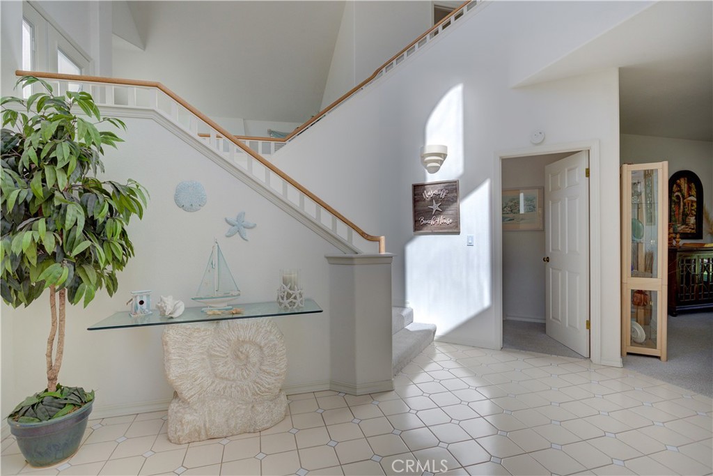 PROPERTIES 60 La Garza