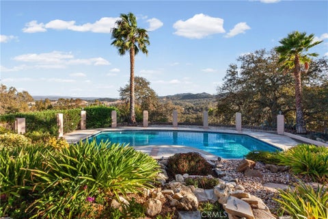 Tiny photo for 10080 Andrita RD, Atascadero, CA 93422 (MLS # NS26222487)