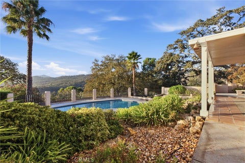 Tiny photo for 10080 Andrita RD, Atascadero, CA 93422 (MLS # NS26222487)