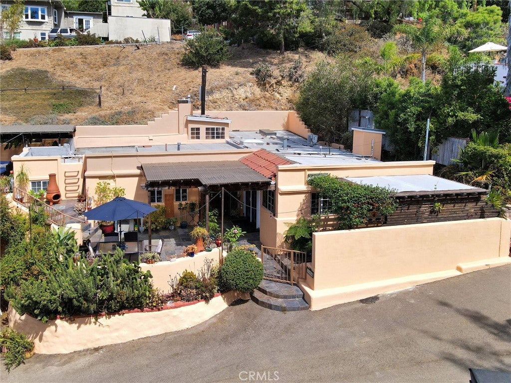 1594 Linwood Street