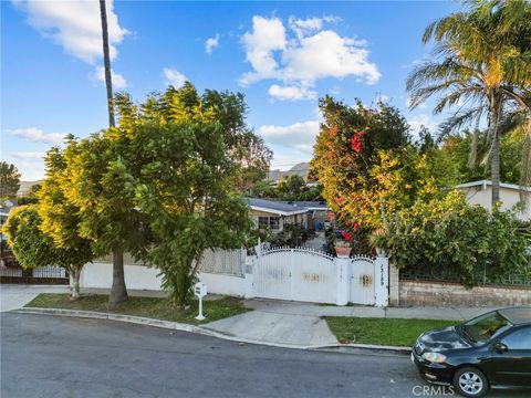 Photo of 13191 13189 Herron Street, Sylmar, CA 91342 (MLS # SR25268948)