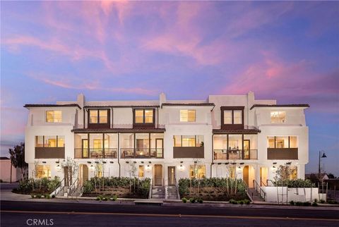 Photo of 324 E Whittier Boulevard, La Habra, CA 90631 (MLS # OC26080437)