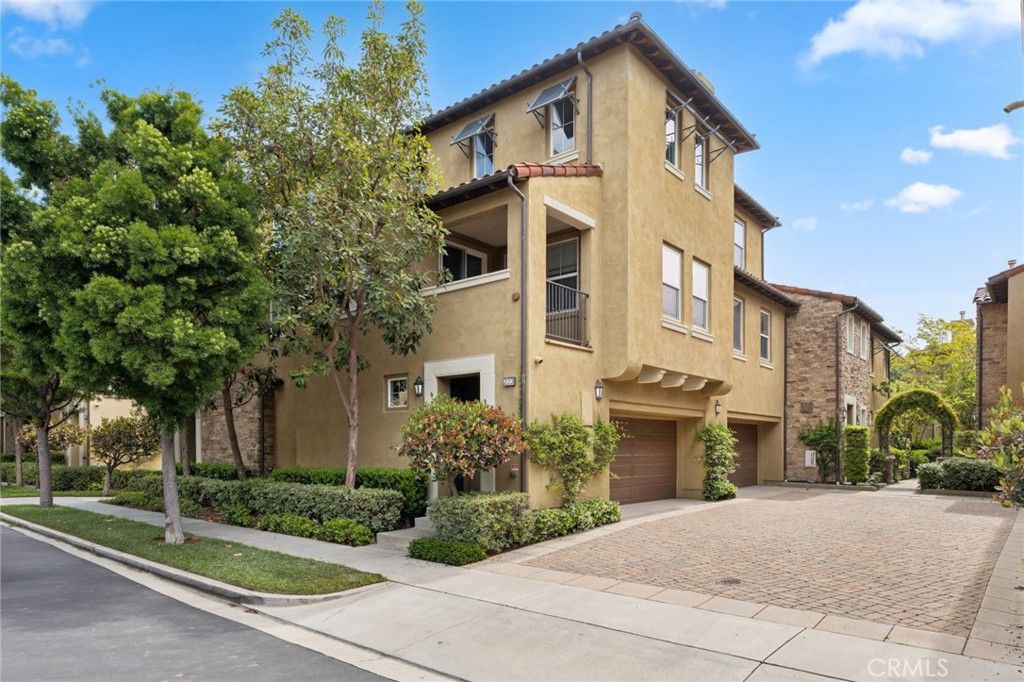 Photo of 223 Lonetree, Irvine, CA 92603 (MLS # NP26073164)