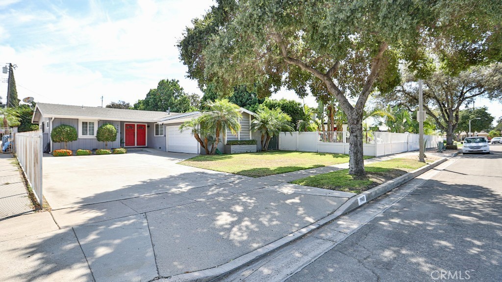 1148 W Porter Avenue