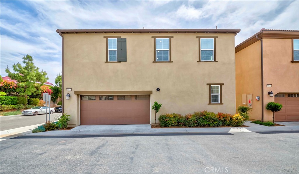 14533 Verona Place