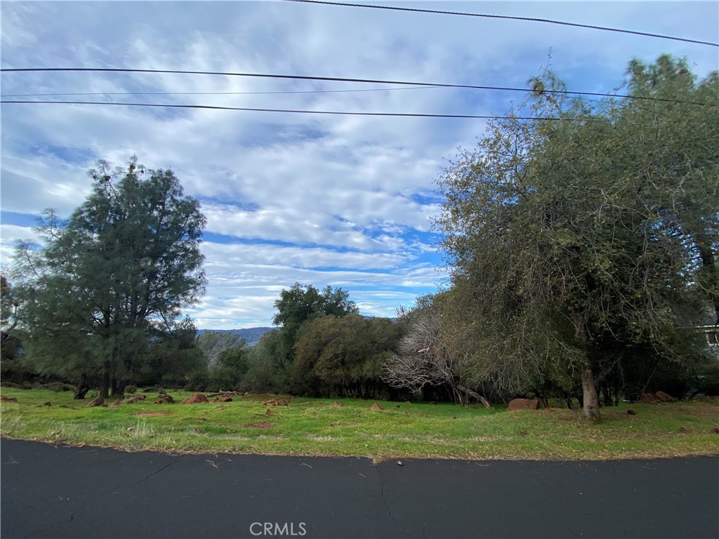 15749 Little Peak