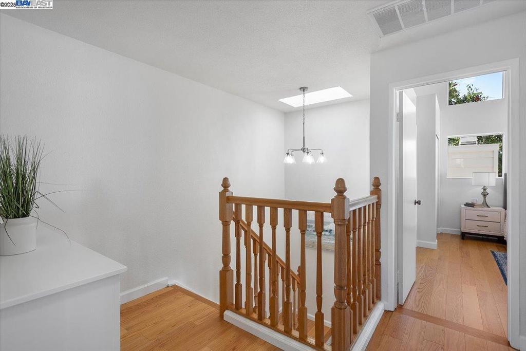 NANTUCKET COVE - Residential