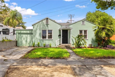 Photo of 243 G Street, Upland, CA 91786 (MLS # CV26176909)