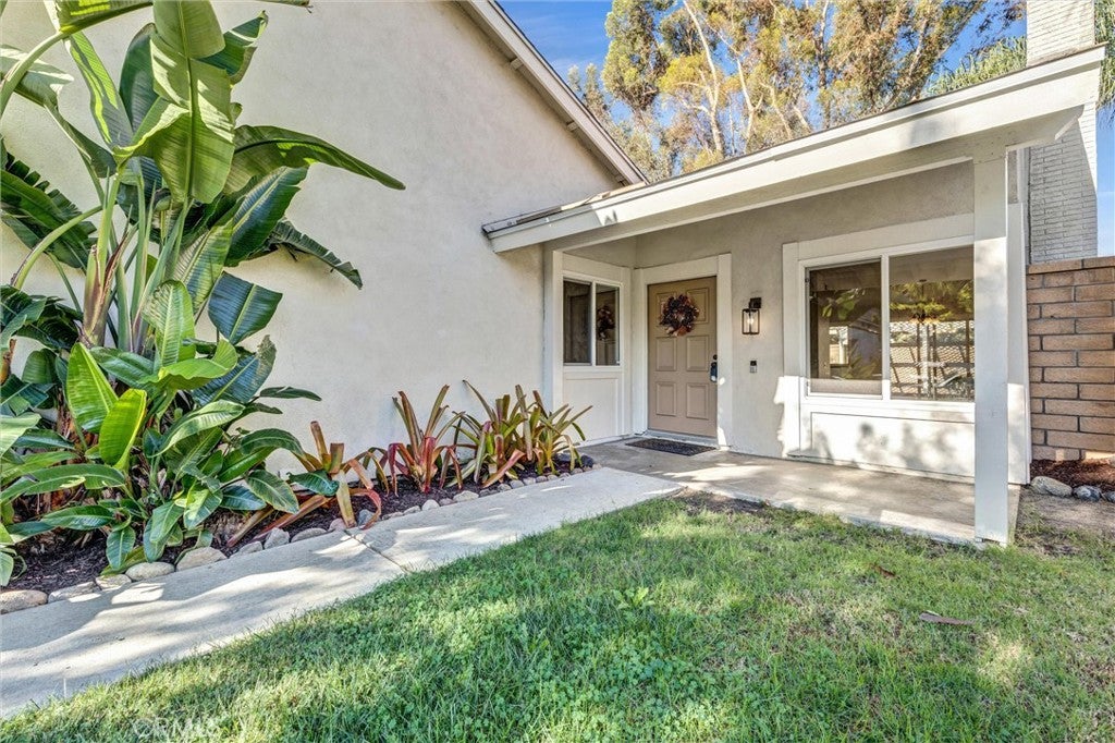 21251 Forest Meadow