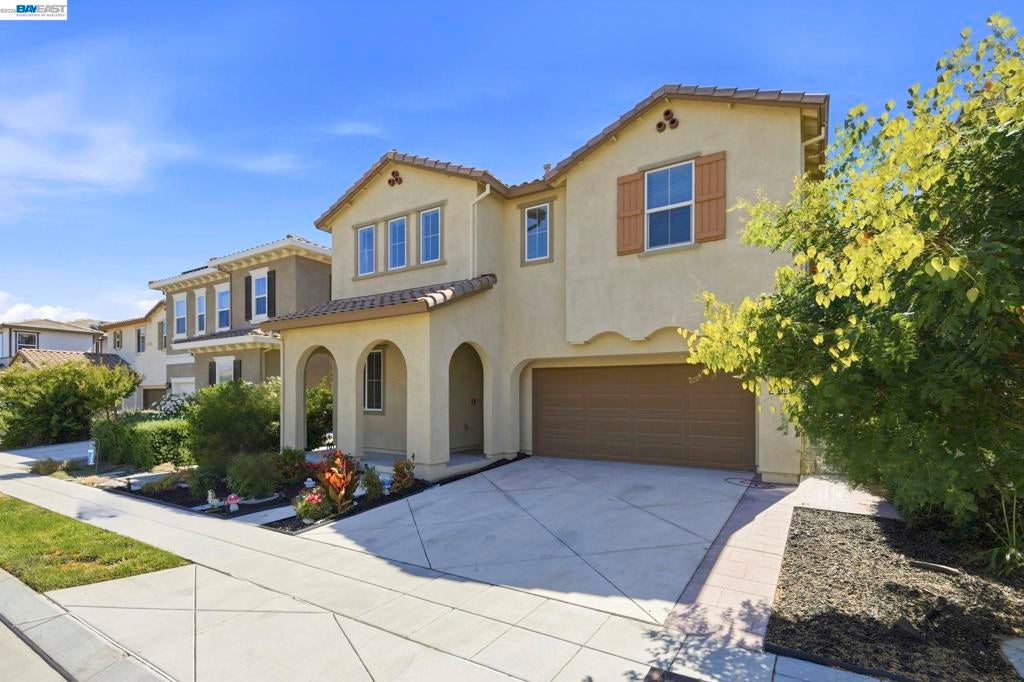 1446 S Terra Verde St