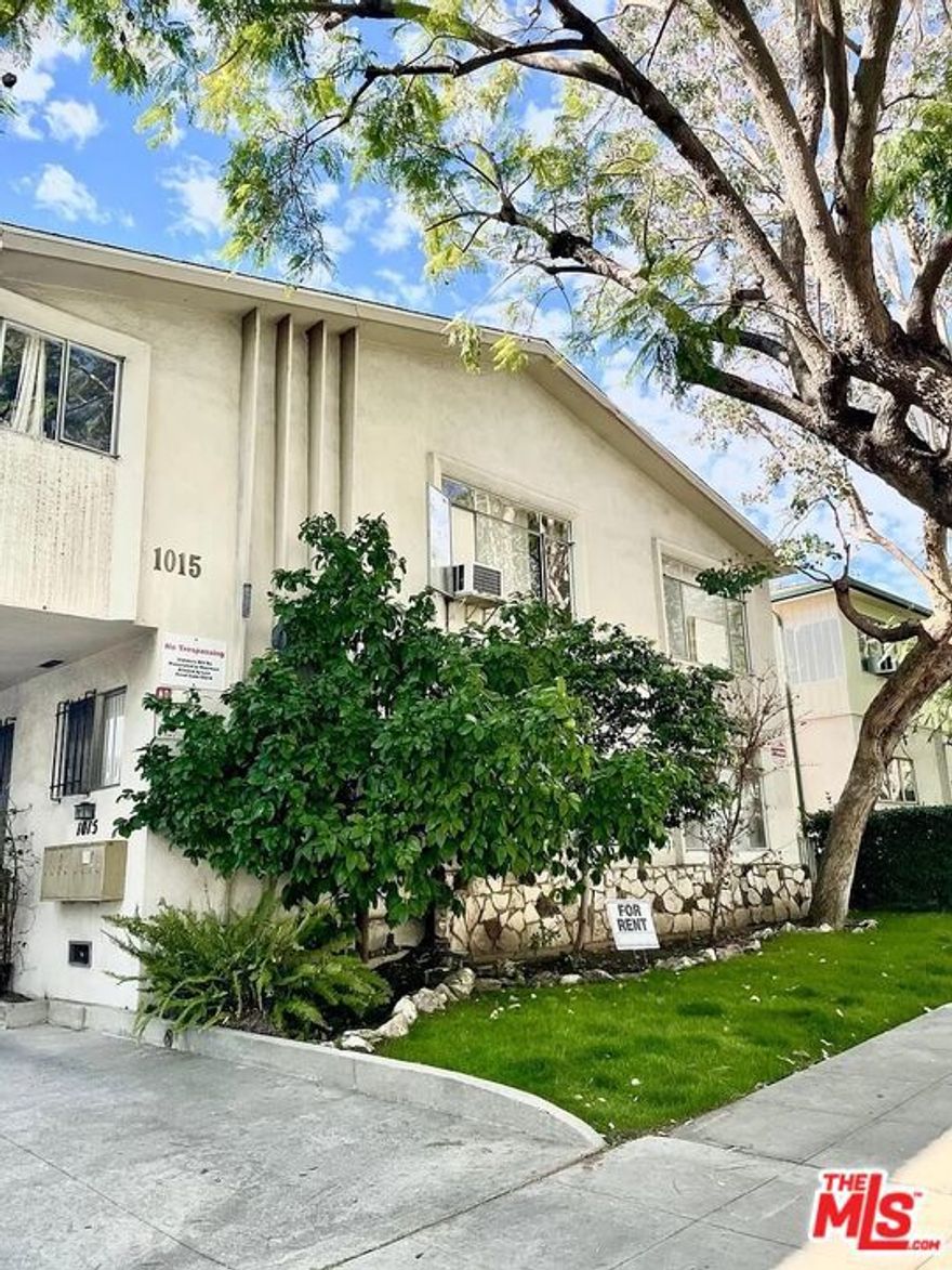 Fabulous one bedroom, one bathroom apartment. This unit is gorgeous inside with wood floors, built-in dining room cabinet, new granite kitchen counter, plus a wall A/C unit.  On-site laundry facility. Walk to Santa Monica Blvd. And you are in the heart of West Hollywood. Must See! Call for details and to view.