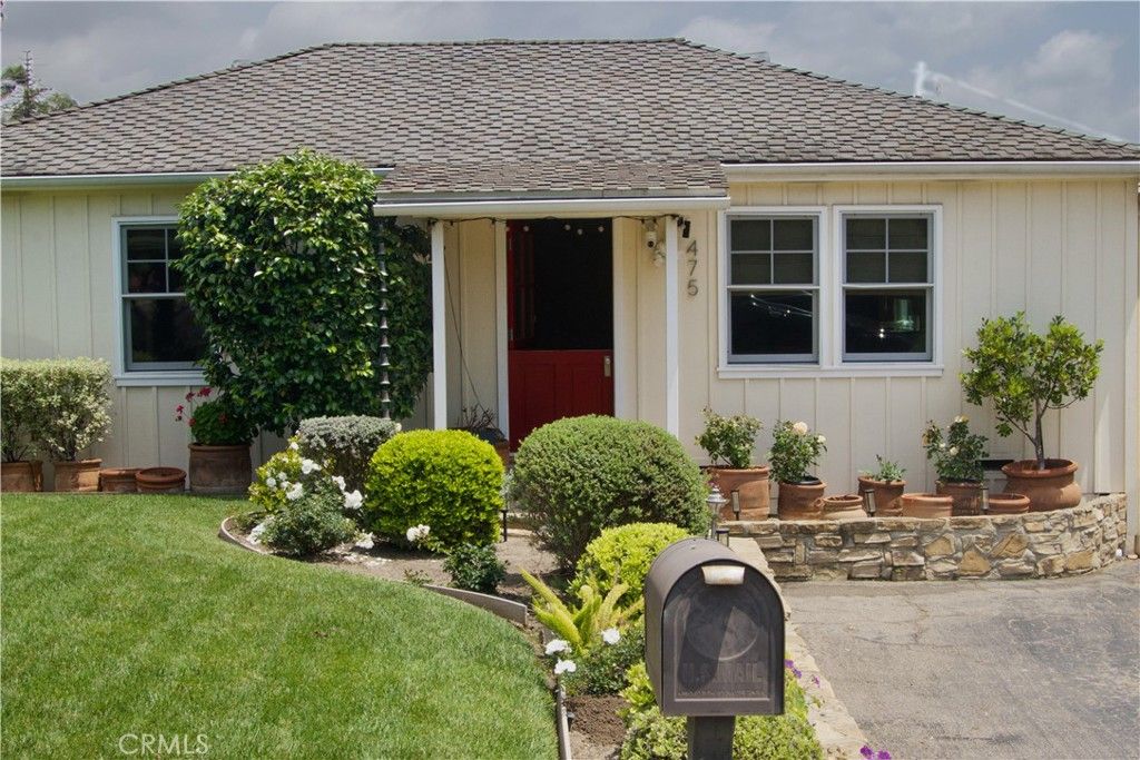 Photo of 475 Jasmine ST, Laguna Beach, CA 92651 (MLS # LG26109498)