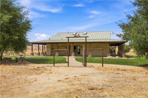 Tiny photo for 13750 Cuyama Highway, Santa Margarita, CA 93453 (MLS # SR26190614)