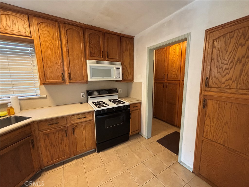 2241 E 64th Street