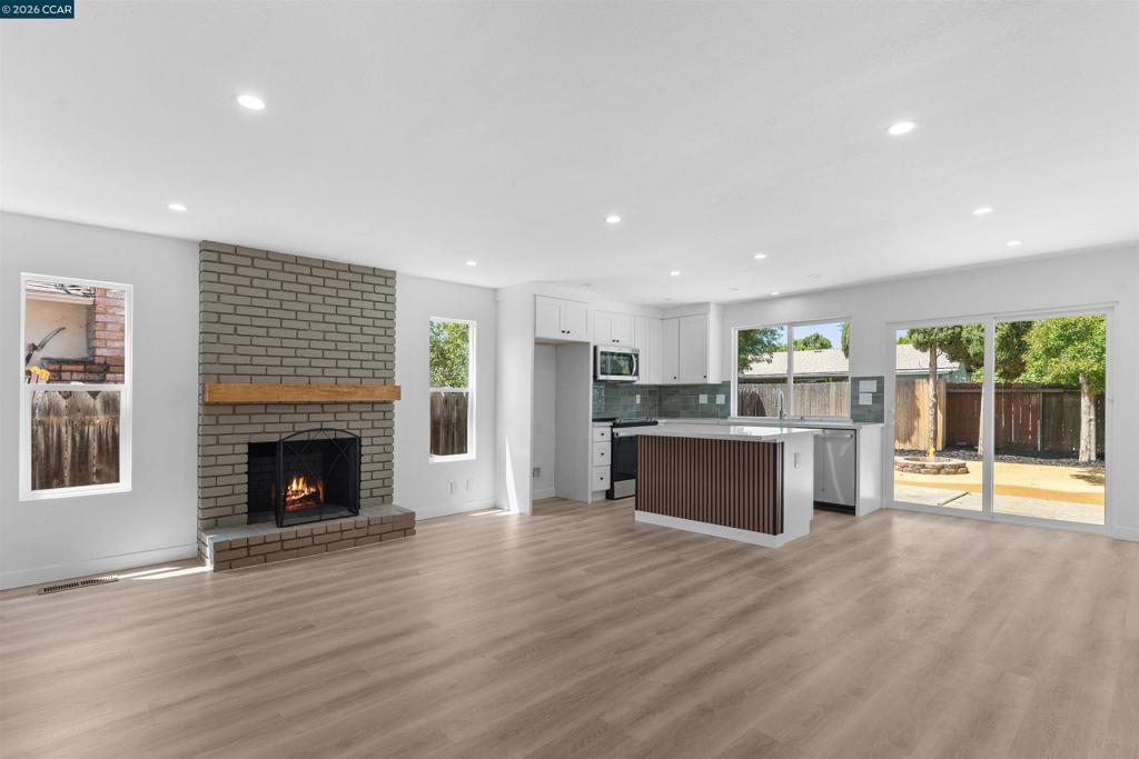 1229 Jensen Dr