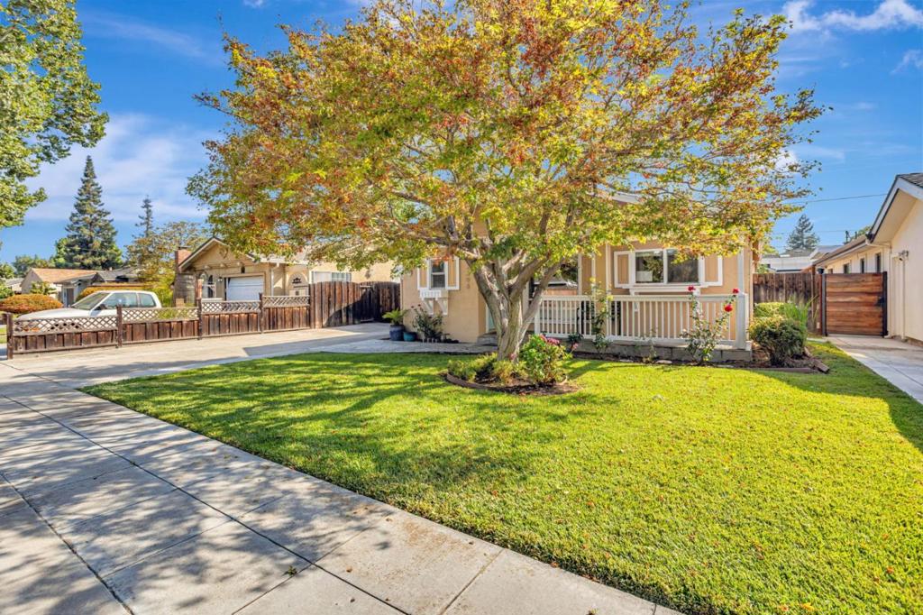 2398 Cherry Avenue