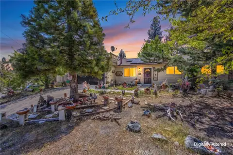 2164 Outer Hwy 2 Highway S, Wrightwood, CA 92397 - MLS#: CV26091244