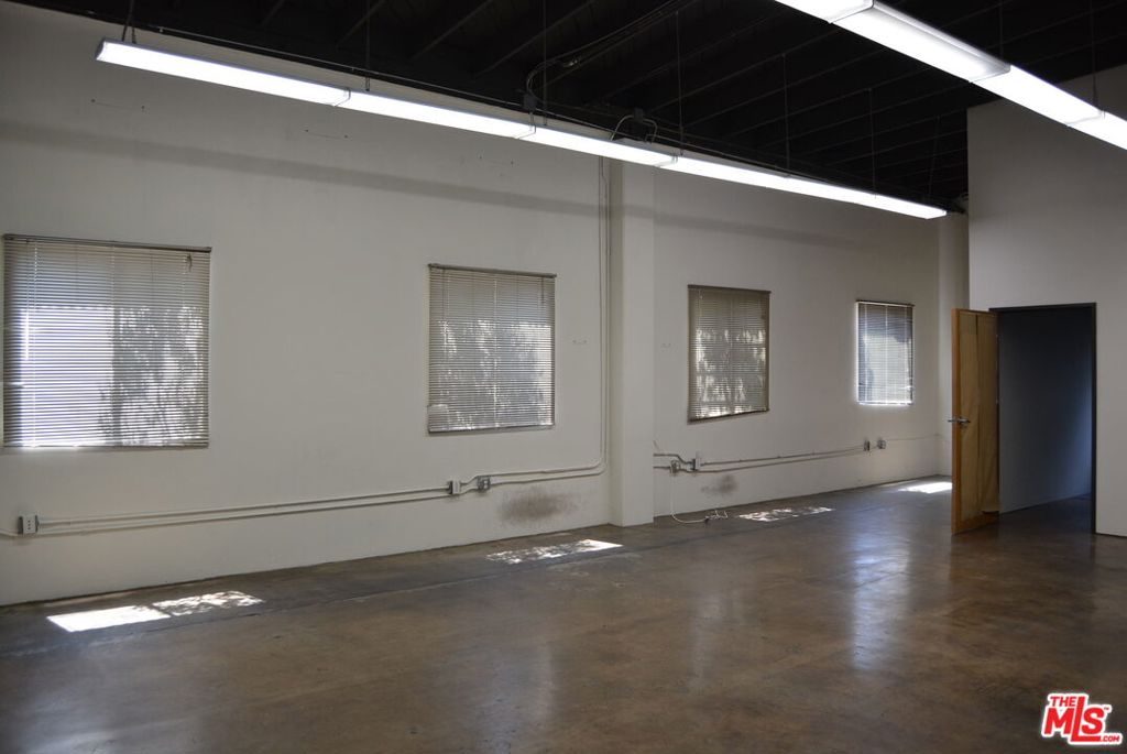 - Commercial Lease