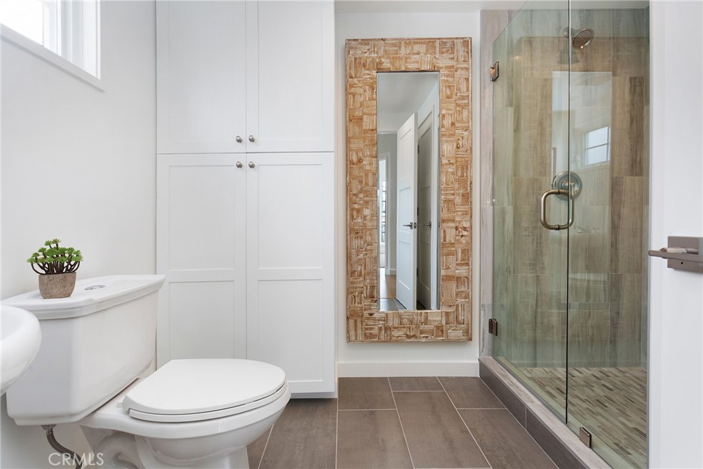 Corona del Mar South of PCH (CDMS) - Residential Lease