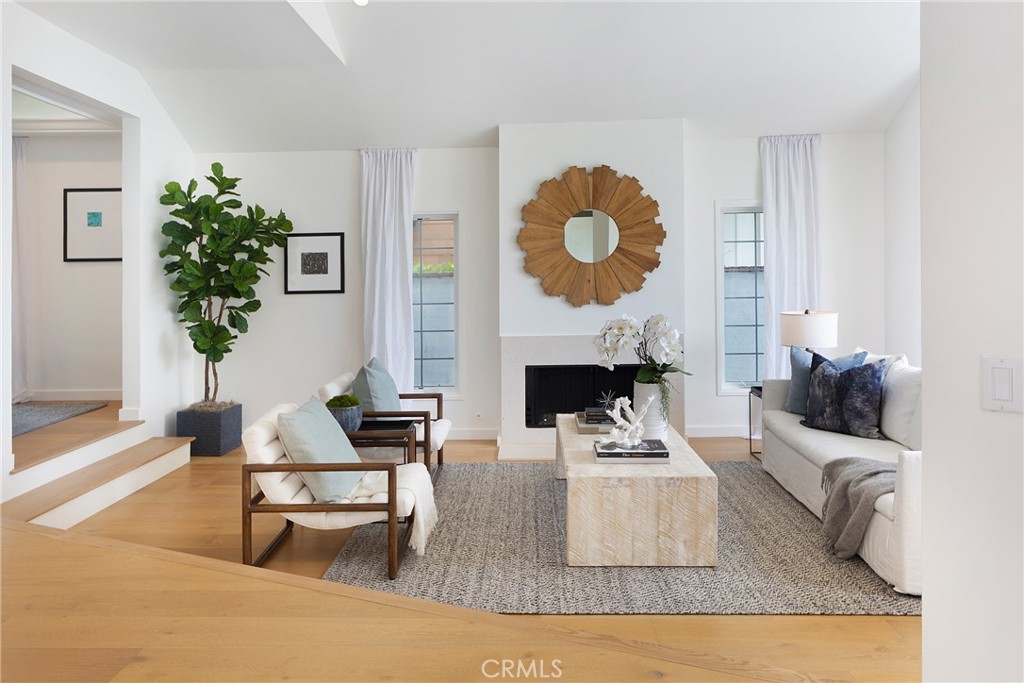 Corona del Mar South of PCH (CDMS) - Residential Lease