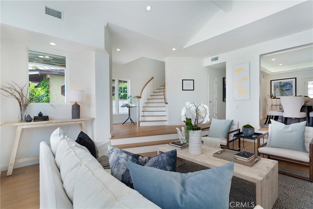 Corona del Mar South of PCH (CDMS) - Residential Lease