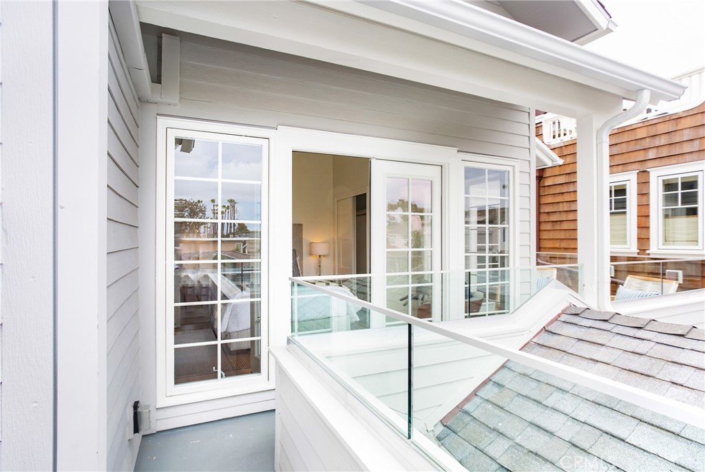 Corona del Mar South of PCH (CDMS) - Residential Lease