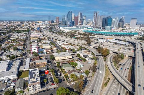 907 W 17th Street Los Angeles CA 90015