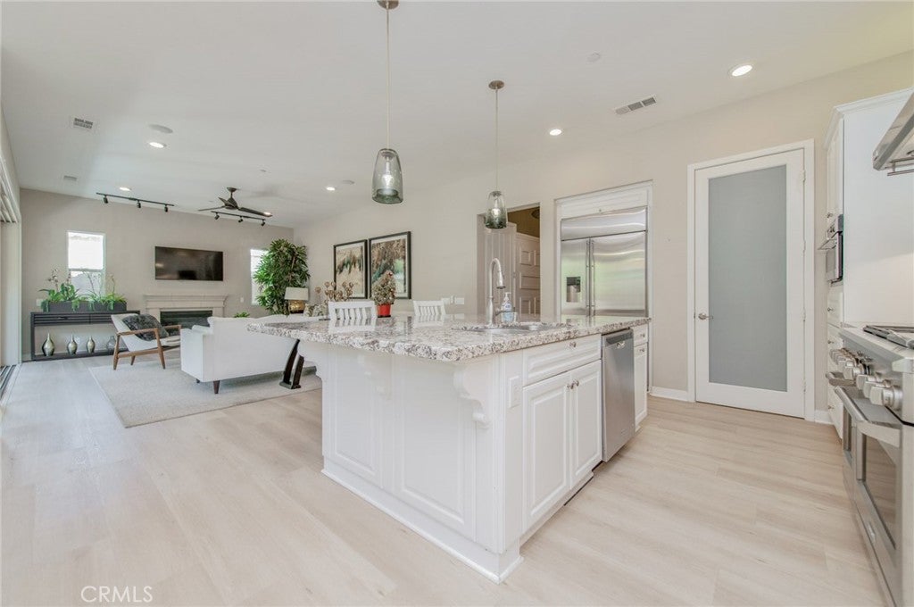 137 Smallwheel, Irvine CA 92618 - Photo 12