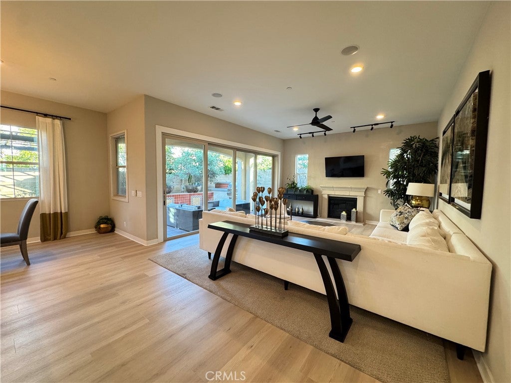 137 Smallwheel, Irvine CA 92618 - Photo 32
