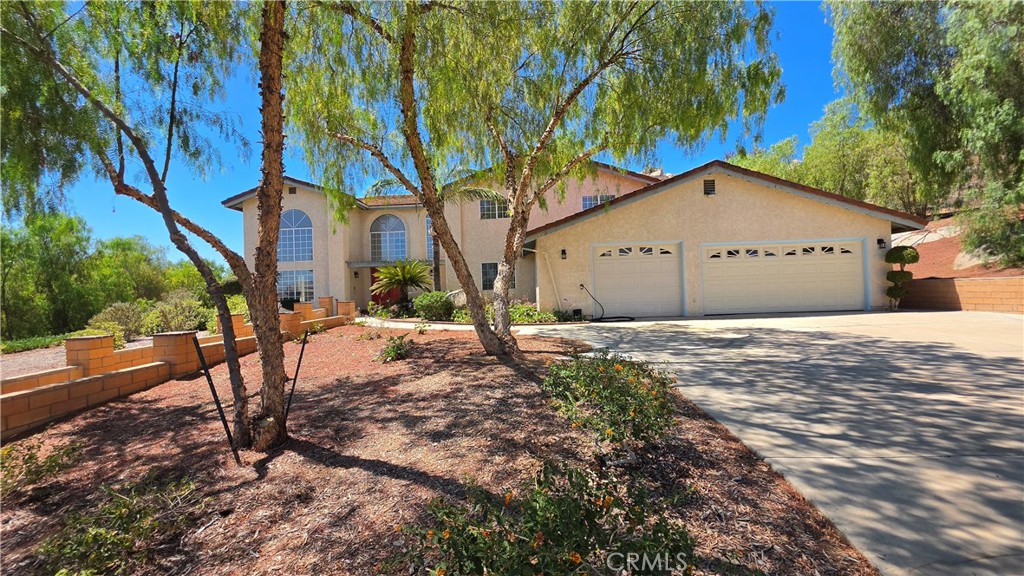 23729 Citrus Avenue