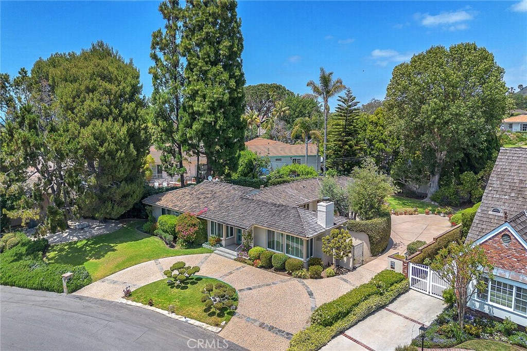 2208 Thorley Place